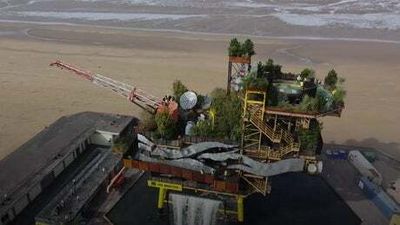 35 metre art installation to open in West Super Mare after oil rig transformation complete