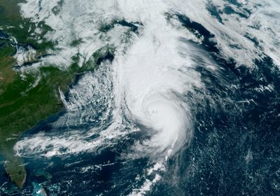 Strong winds hit Bermuda as Hurricane Fiona heads for Canada
