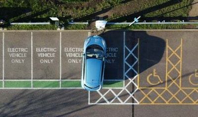 How much does it cost to charge an electric car at a public point?