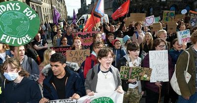 Edinburgh climate protest stops traffic as hundreds of youngsters join march