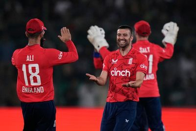 Mark Wood determined to pace himself after explosive England return