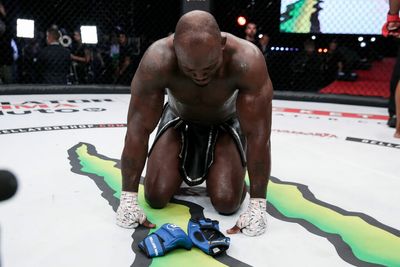 Combat sports legend Melvin Manhoef retires after Bellator 285 loss