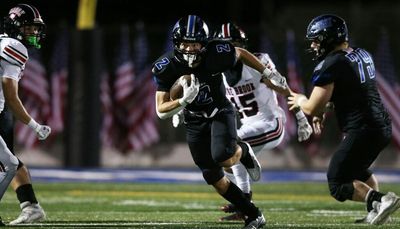 James Kwiecinski’s five touchdowns lead Lincoln-Way East past Bolingbrook