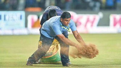 2nd T20I, India vs Australia: Sunless wet patch in front of pavilion in Nagpur haunts VCA