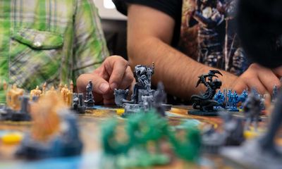 From bee-keeping to ghost-hunting: why uni is all about extracurriculars