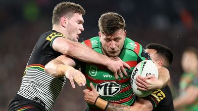 Penrith Panthers defeat South Sydney Rabbitohs 32-12 to qualify for third straight NRL grand final