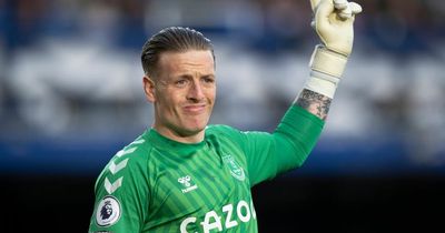 Manchester United 'monitoring' Jordan Pickford Everton contract talks with transfer considered
