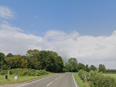 Two teenagers killed in car crash in Nottinghamshire