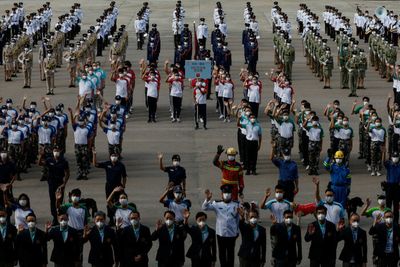 Hong Kong football fans boo Chinese anthem