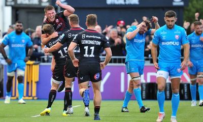 Owen Farrell’s last-gasp kick gives Saracens thrilling win over Gloucester