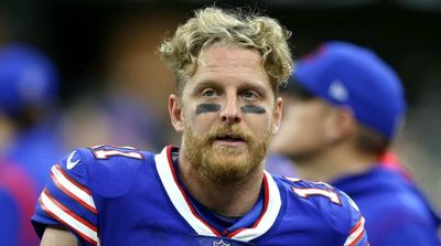 Buccaneers Add Cole Beasley to Active Roster