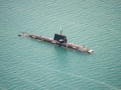 Marles looks at early nuclear sub delivery