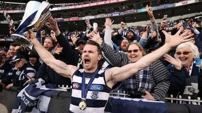 Patrick Dangerfield, Isaac Smith and the defensive wall: How Geelong won the AFL grand final