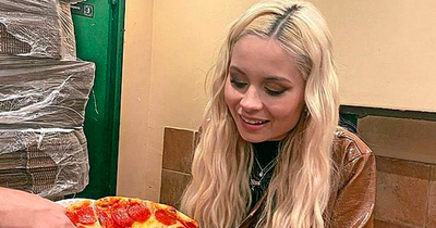 Scots singer Nina Nesbitt says local food is highlight of US radio tour as she eats her way across the States