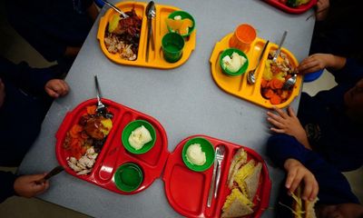 Schools in England warn of crisis of ‘heartbreaking’ rise in hungry children