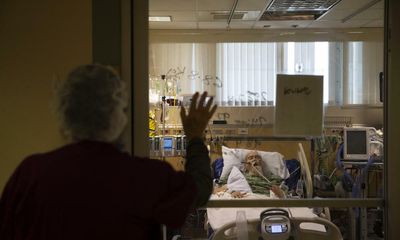 ‘They’ve been an afterthought’: millions of elderly Americans still vulnerable as pandemic caution wanes