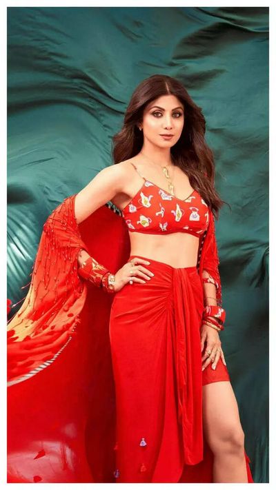 10 Times Shilpa Shetty Showed Her Tredy Fashion Goals