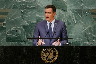 Spanish PM Sánchez says he has COVID, cancels appearance