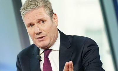 Keir Starmer vows to reinstate top tax band for earners over £150k