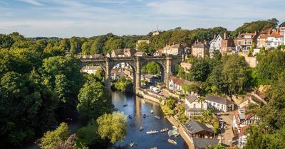 The stunning waterside walk with hundreds of rave reviews less than an hour from Leeds