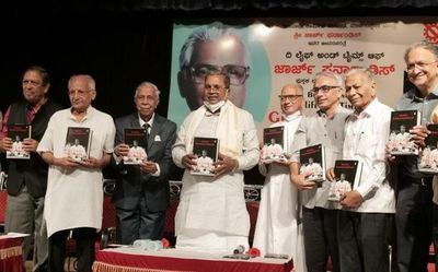 ‘The Life and Times of George Fernandes’ released in Bengaluru