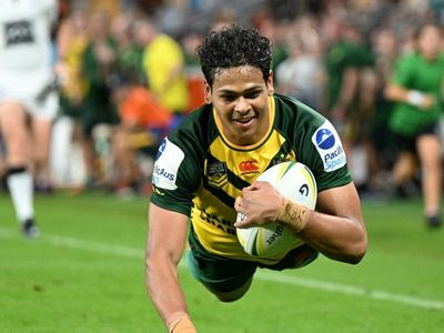 Meninga thrilled with Cobbo at centre