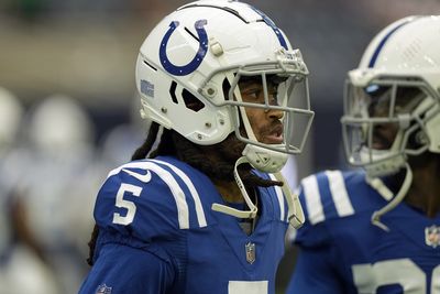 Colts’ Stephon Gilmore injures hamstring vs. Chiefs