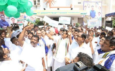 Three-day rally of Congress to ‘Save Constitution’ kicks off from Chennai