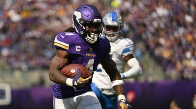 Dalvin Cook Suffers Shoulder Injury on Wacky Play vs. Lions