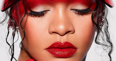 Rihanna confirms headline slot at Super Bowl halftime show