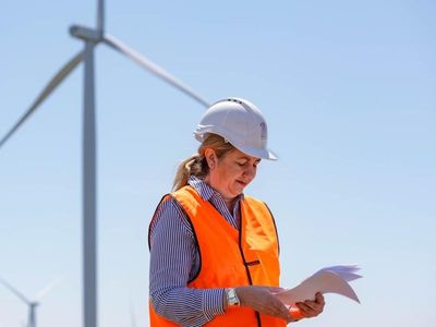 Qld announces $766m wind farm project