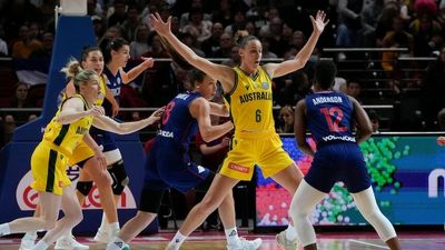 Australia gets back on track at the FIBA Women's World Cup, as strong defence sets up a key win over Serbia