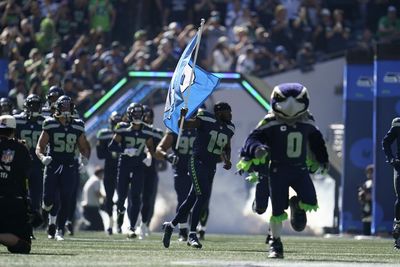 Best photos from Seahawks Week-3 loss to Falcons at Lumen Field