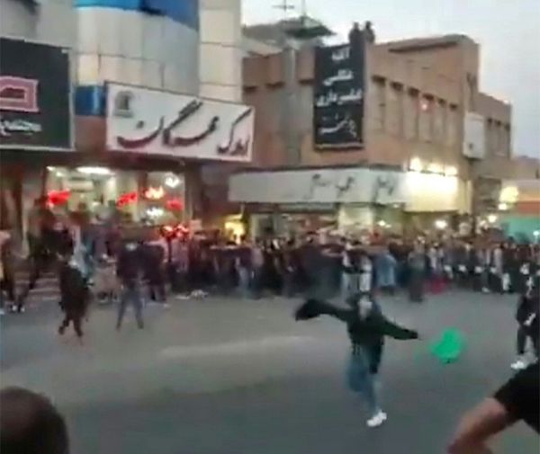 Iranians protest for 10th night, defying judiciary warning