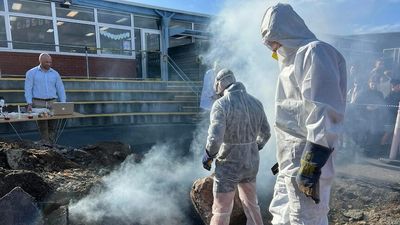 'Meteorite crash' staged at Tasmanian school to promote science causes alarm for some on Facebook