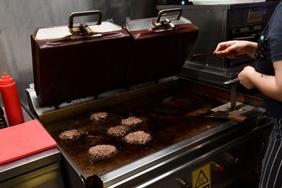 Lights out, ovens off: Europe preps for winter energy crisis