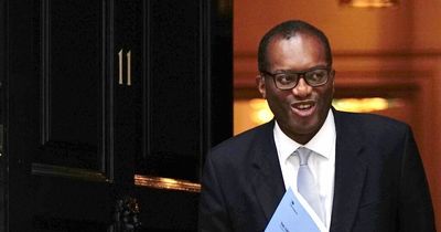 Pound hits all-time low as fallout from Kwasi Kwarteng's 'mini-budget' continues