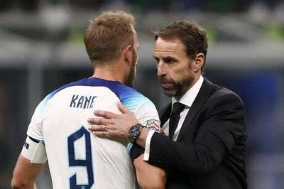 England stick with back-three as Gareth Southgate chooses to only tinker with system amid Harry Kane struggles