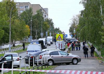 Russia school shooting leaves 13 dead, including 7 children
