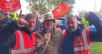 Jeremy Corbyn joins dock workers on strike at Port of Liverpool