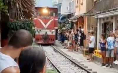 Official crackdown brings business to a stop along Hanoi’s Train Street