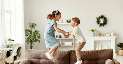 Grandparents gobsmacked after they receive threatening note about 'loud grandkids'