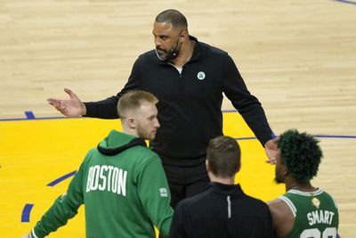 Eddie House on why the Boston Celtics should play with a chip on their shoulder this season