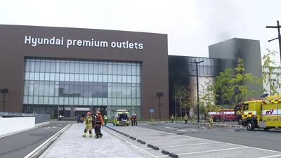 South Korean mall fire: At least seven die in Daejeon