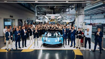 Lamborghini Aventador Production Ends... Again