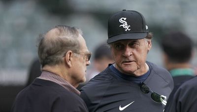 Disappointing season leaves White Sox at a crossroad