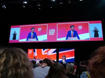 Labour members vote to support proportional representation in General Elections