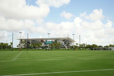 Report: Buccaneers to use Dolphins’ facilities for practice, possibly game