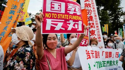 Former Japanese prime minister Shinzo Abe farewelled at state funeral in Tokyo after July assassination — as it happened