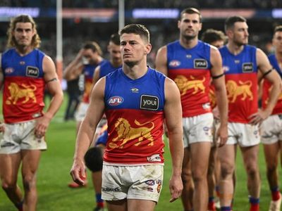 Lions skipper Zorko to play on in 2023 AFL